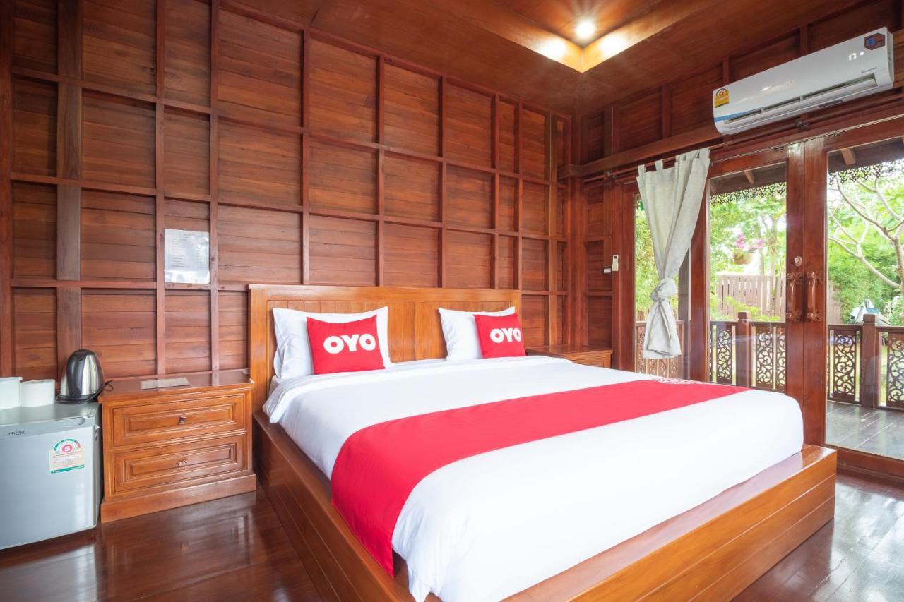 Oyo 837 Baan Kiang Nam Resort Банг Ламунг Екстериор снимка