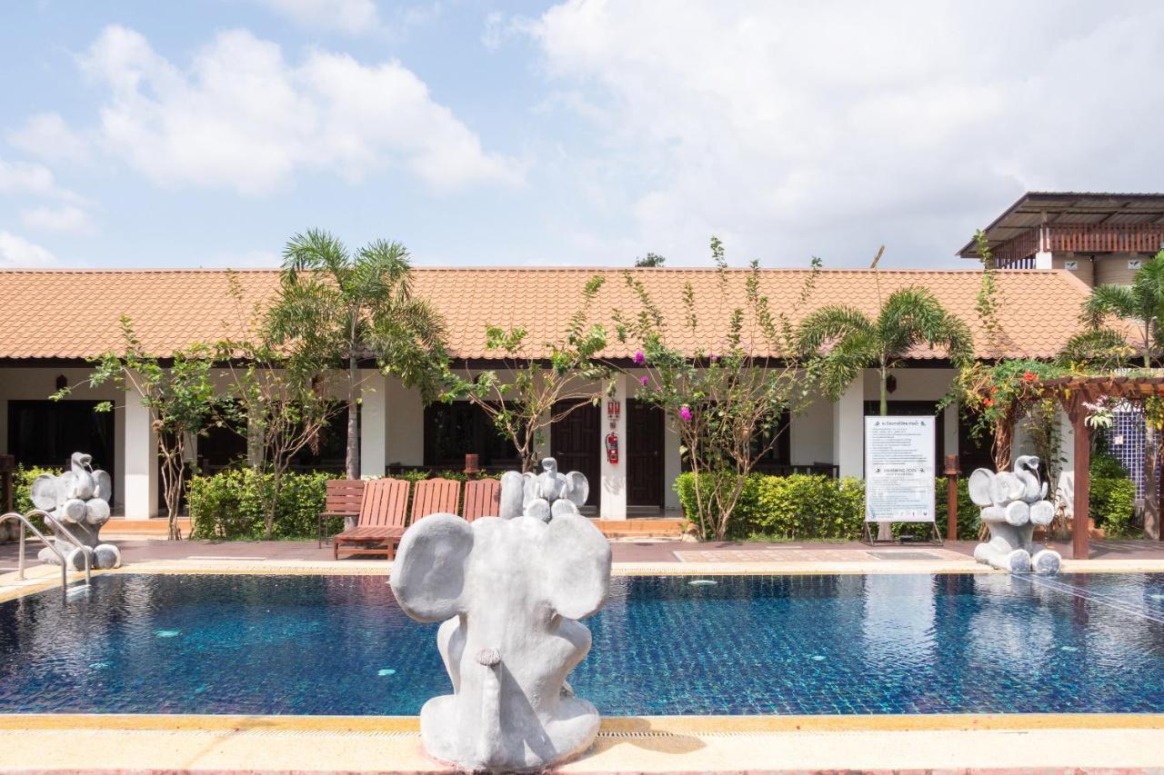 Oyo 837 Baan Kiang Nam Resort Банг Ламунг Екстериор снимка